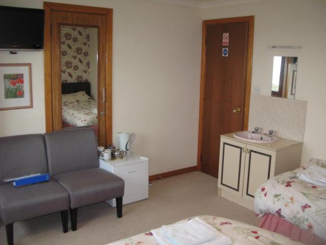 Bed and Breakfast The Anchorage Ose Екстер'єр фото