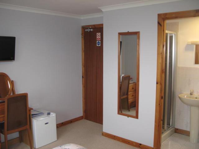 Bed and Breakfast The Anchorage Ose Екстер'єр фото